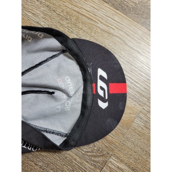 Garneau Black Cycling Race Hat Cap Quebecor Fitted Stretch Lightweight Cycle - Picture 7 of 10